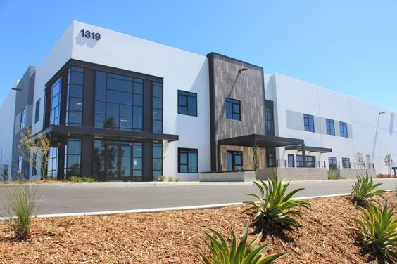 نمای بایرامیکس